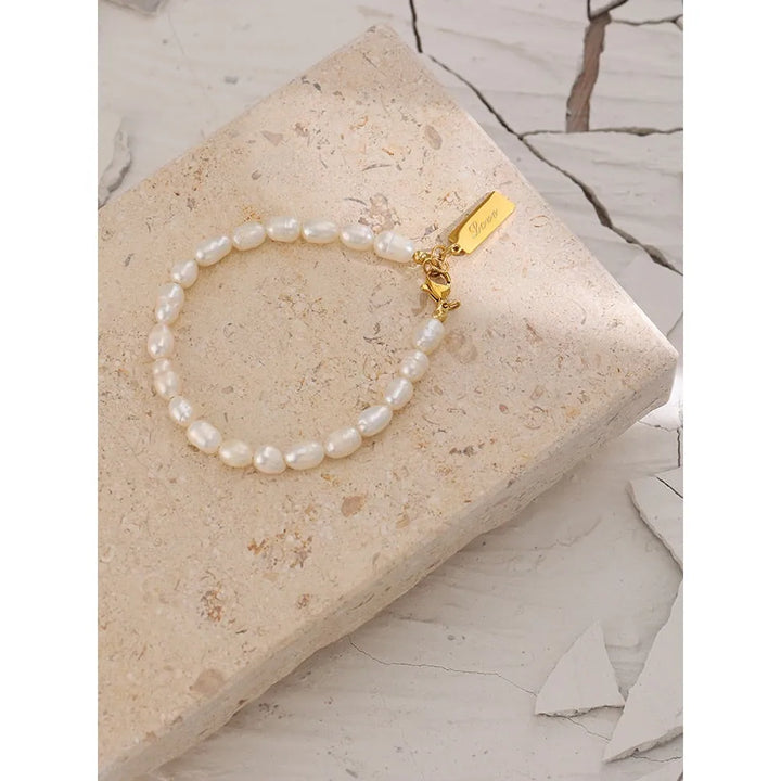 Gold plated chic natural pearl bracelet