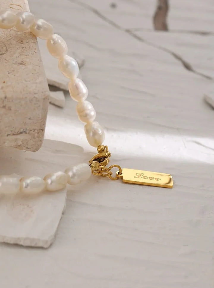 Gold plated chic natural pearl bracelet