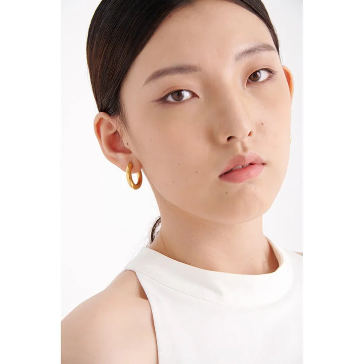Gold plated essential hoop earrings