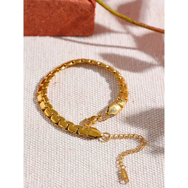 Gold plated fashion smooth chain necklace & bracelet set