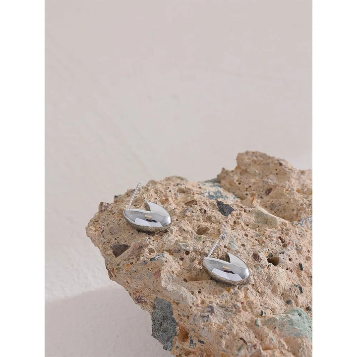 Gold plated minimalist fashion earrings