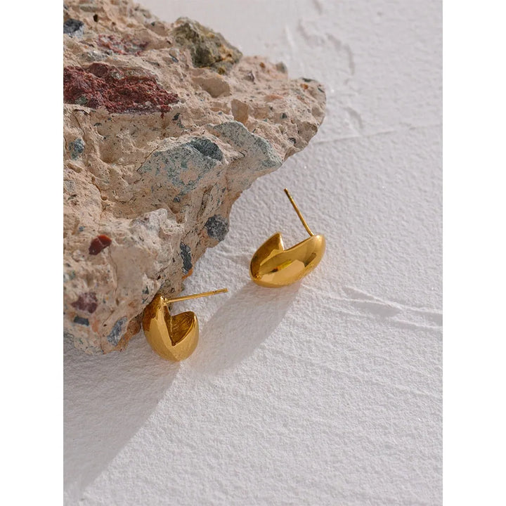 Gold plated minimalist fashion earrings