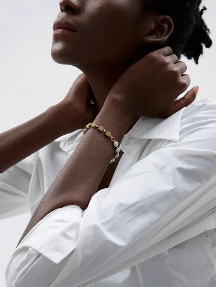 Gold plated natural freshwater pearl grey beads bracelet