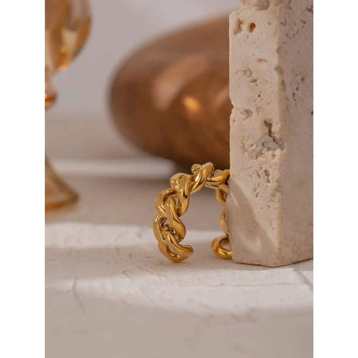 Gold plated open chain ring