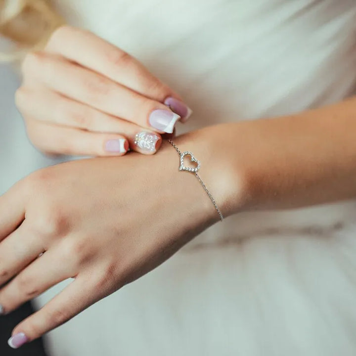 Sterling silver simple heart moissanite bracelet